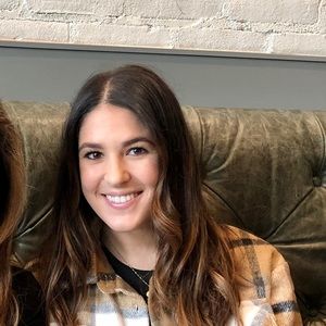 Meet your Posher, Alyssa